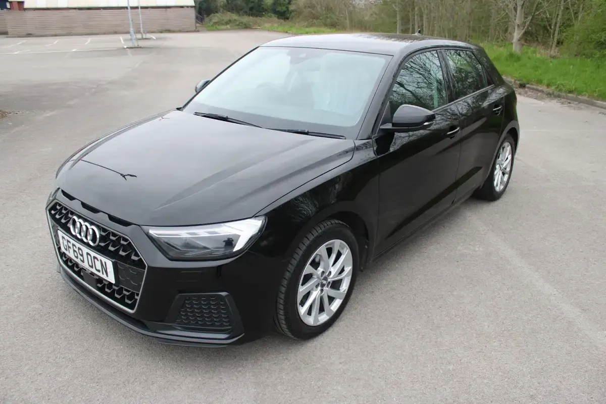 Used Audi A1 Sportback Sport 116 HP (85 kW) 2019 Black Hatchback