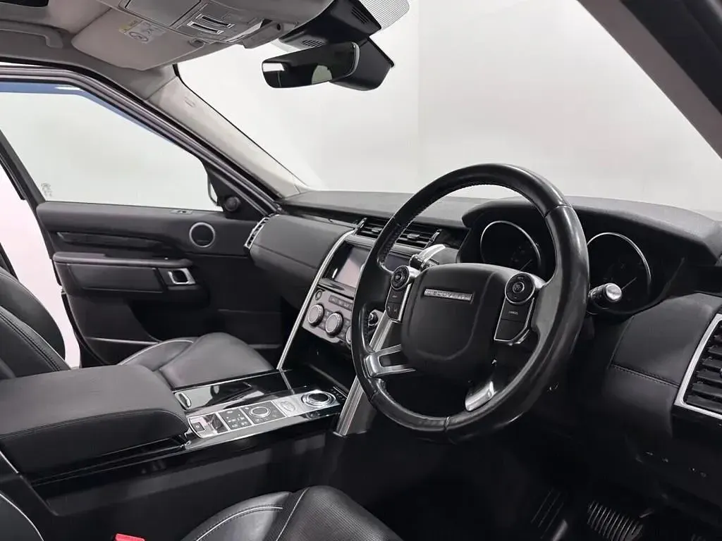Used Land Rover Discovery HSE 258 HP (189 kW) 2017 Black SUV