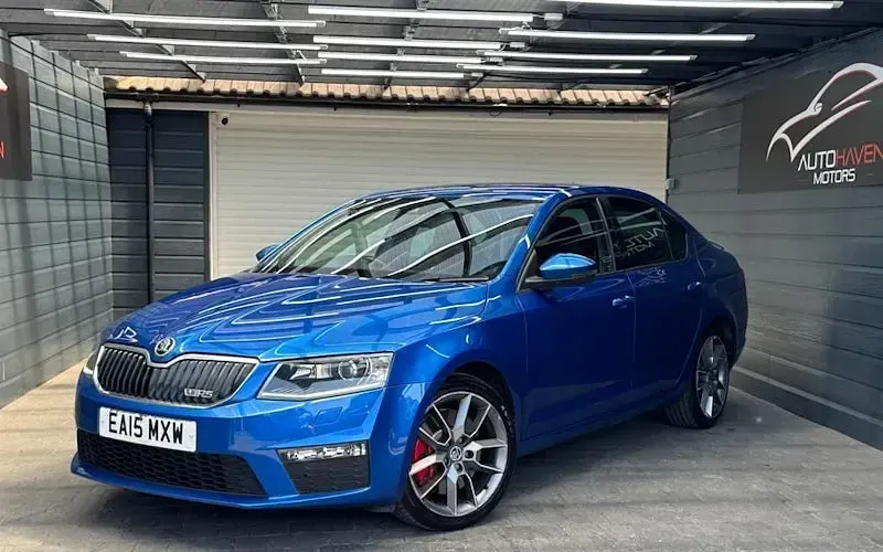 Gebraucht Skoda Octavia vRS 220 PS (161 kW) 2015 Blau Kombi