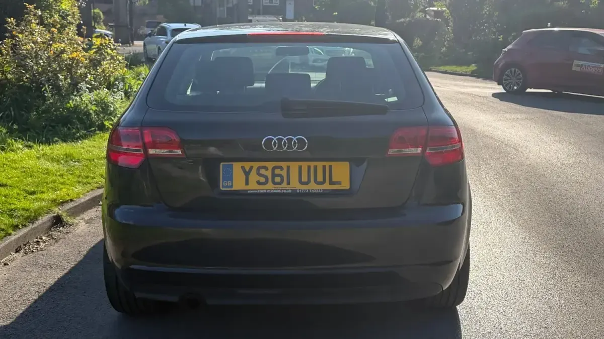 Begagnad Audi A3 Comfort 2012 Svart Halvkombi