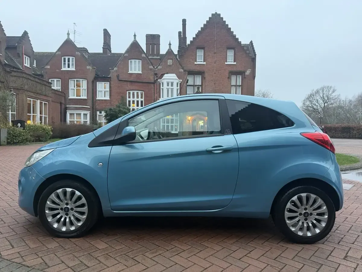 Used Ford Ka Zetec 75 HP (55 kW) 2010 Blue Hatchback