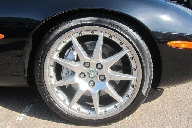 Used Jaguar XKR 400 HP (294 kW) 2003 Cabriolet
