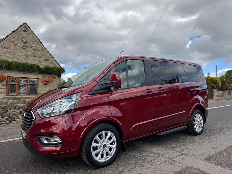 Used Ford Tourneo Custom Titanium 2020 Red Van