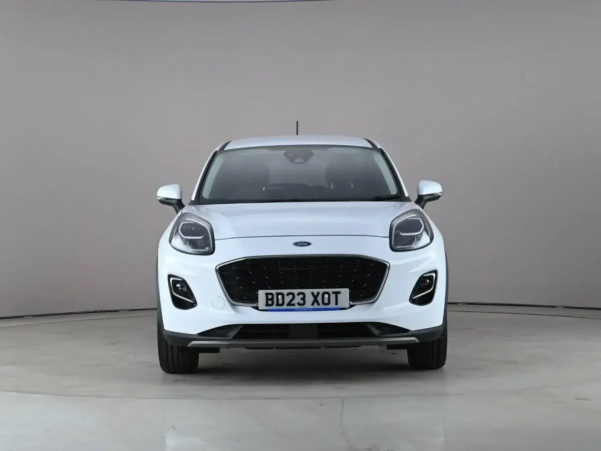 Usado Ford Puma Titanium 125 CV (91 kW) 2023 Blanco SUV