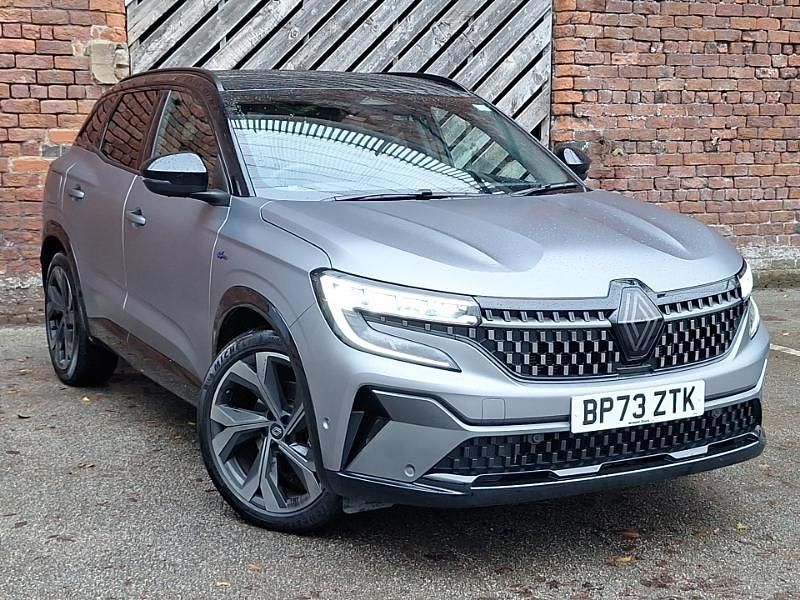 Grey Used 2023 Renault Austral Techno Esprit Alpine SUV | £24,998 (Fair price) - Image 1/4