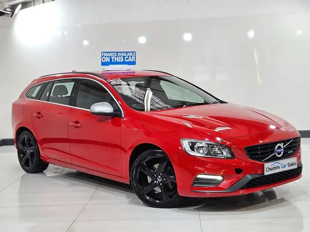 Used Volvo V60 R-Design 115 HP (84 kW) 2015 Red Estate