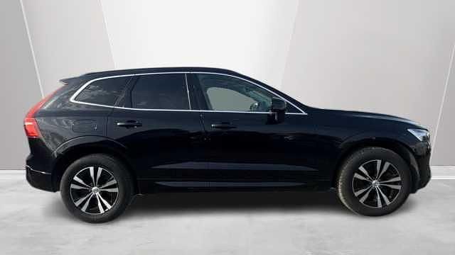 Used Volvo XC60 Momentum 247 HP (181 kW) 2022 SUV