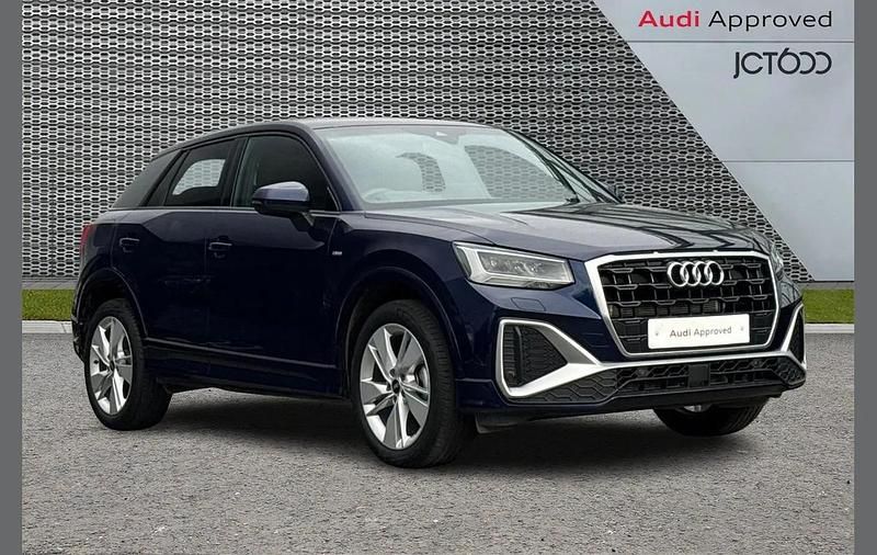 Used Audi Q2 S-Line 115 HP (84 kW) 2024 Black SUV