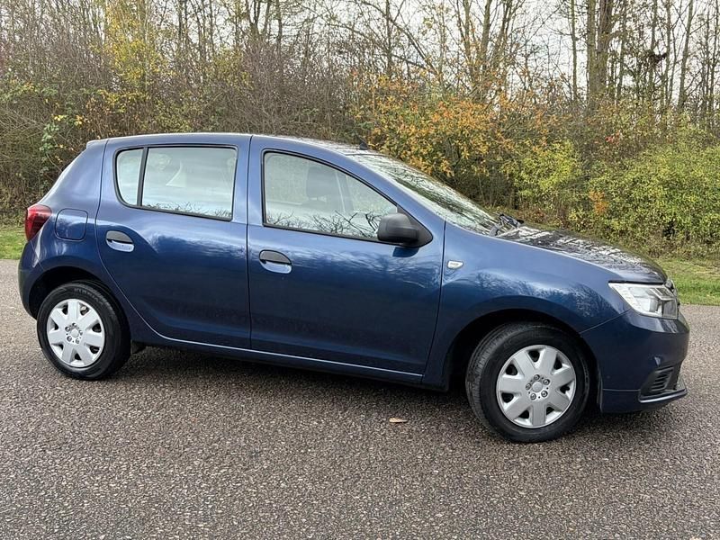 Blue Used 2017 Dacia Sandero Ambiance Hatchback | £4,495 (Good price) - Image 1/4