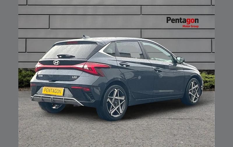 Used Hyundai i20 Premium 99 HP (72 kW) 2023 Grey Hatchback