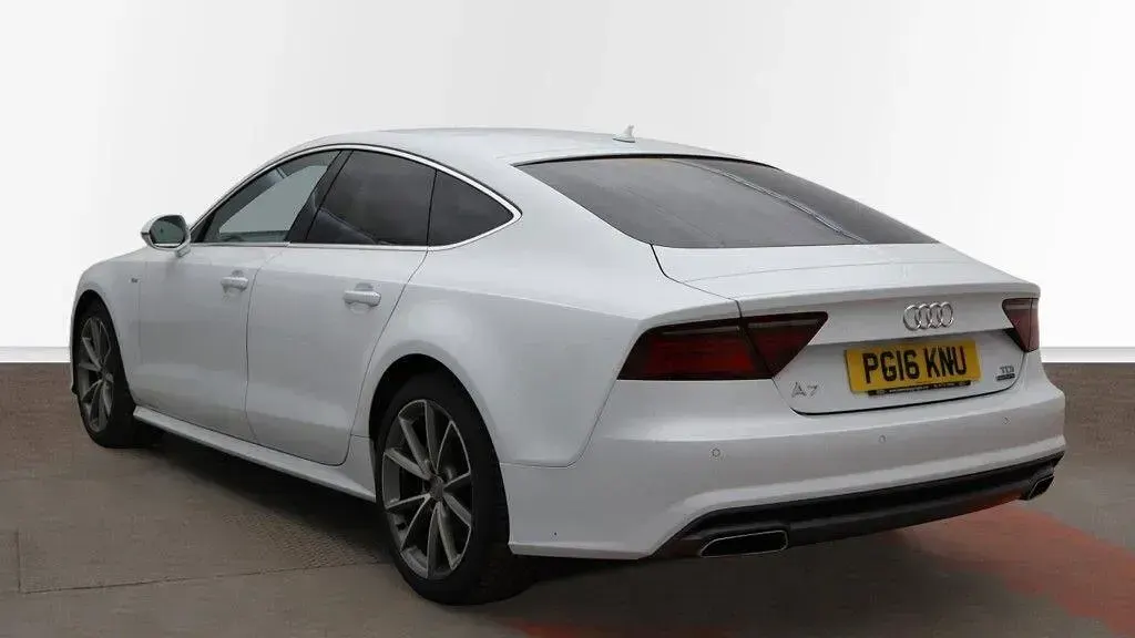 Used Audi A7 S-Line 2016 White Hatchback