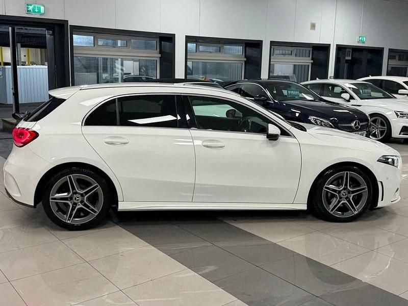Used Mercedes A180 Executive 136 HP (100 kW) 2019 White Hatchback