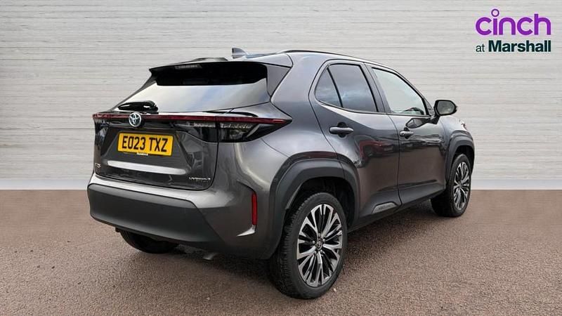 Used Toyota Yaris Hybrid 116 HP (85 kW) 2023 Grey