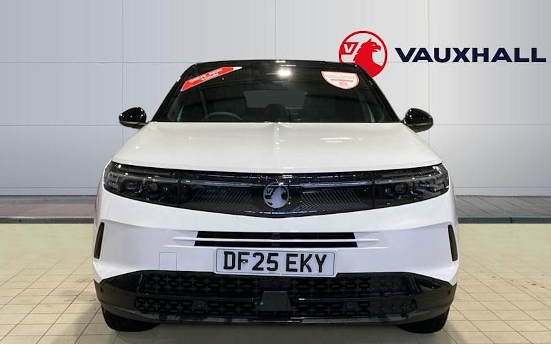 Used Vauxhall Grandland X Ultimate 136 HP (100 kW) 2025 White SUV