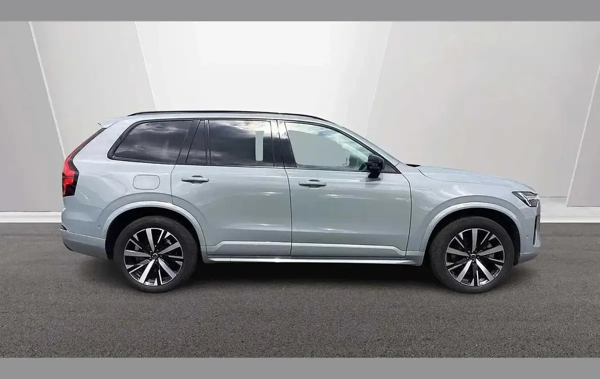 Used Volvo XC90 Plus 455 HP (334 kW) 2025 Grey SUV