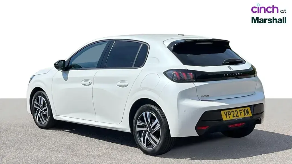 Used Peugeot 208 Allure Premium 100 HP (73 kW) 2022 White Hatchback