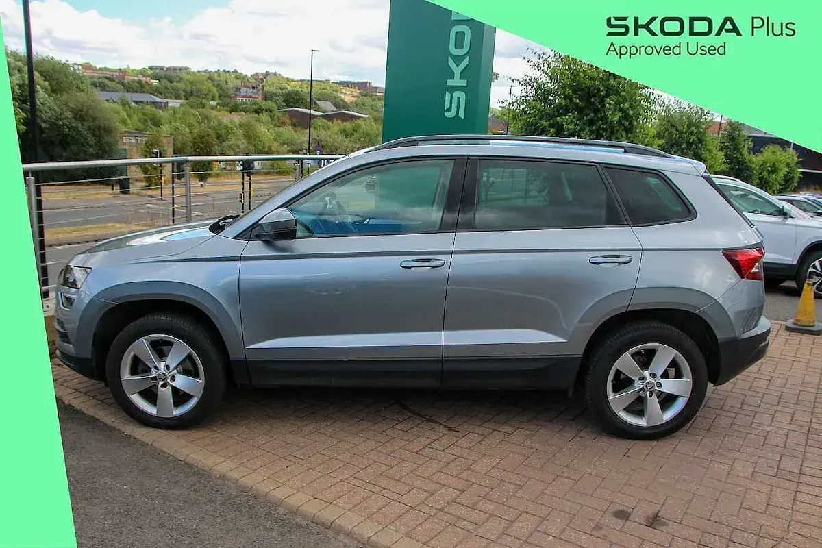 Used Skoda Karoq SE 113 HP (83 kW) 2020 Business grey metallic SUV