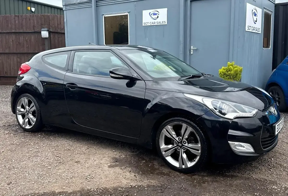 Used Hyundai Veloster Sport 140 HP (102 kW) 2013 Black Hatchback