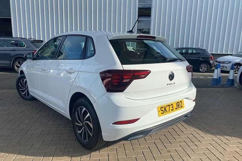 Used VW Polo Life 95 HP (69 kW) 2023 White Hatchback