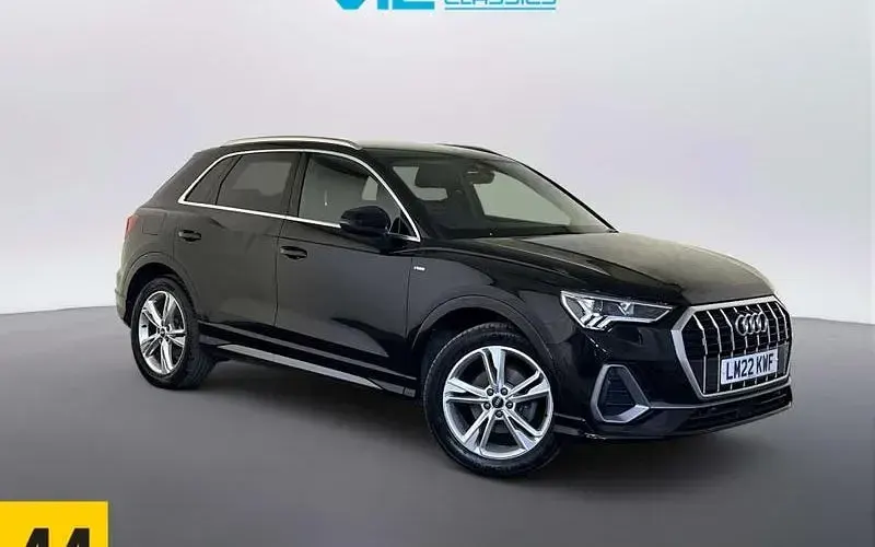 Used Audi Q3 S-Line 150 HP (110 kW) 2022 SUV