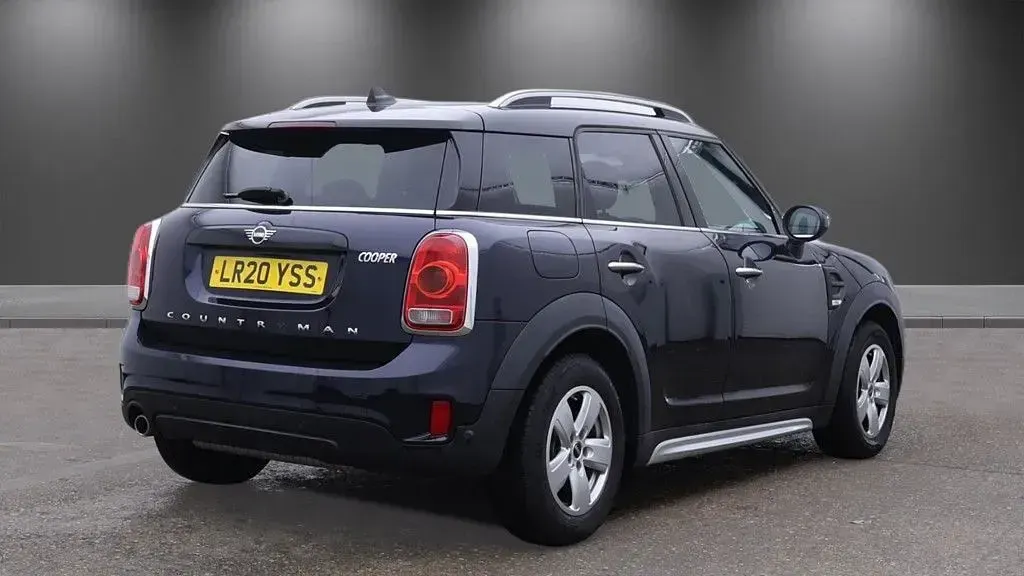 Used Mini Cooper Countryman Classic 136 HP (100 kW) 2020 Black SUV
