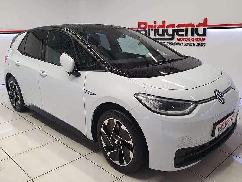 Used VW ID.3 Pro Performance 150 kW (204 HP) 2022 White Hatchback