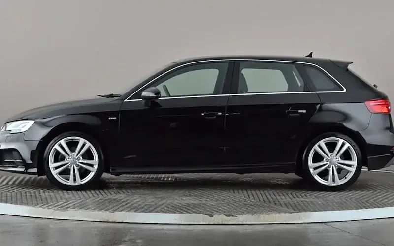 Used Audi A3 Sportback S-Line 116 HP (85 kW) 2019 Hatchback
