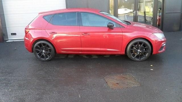 Used Seat Leon Black Edition 2019 Red Hatchback