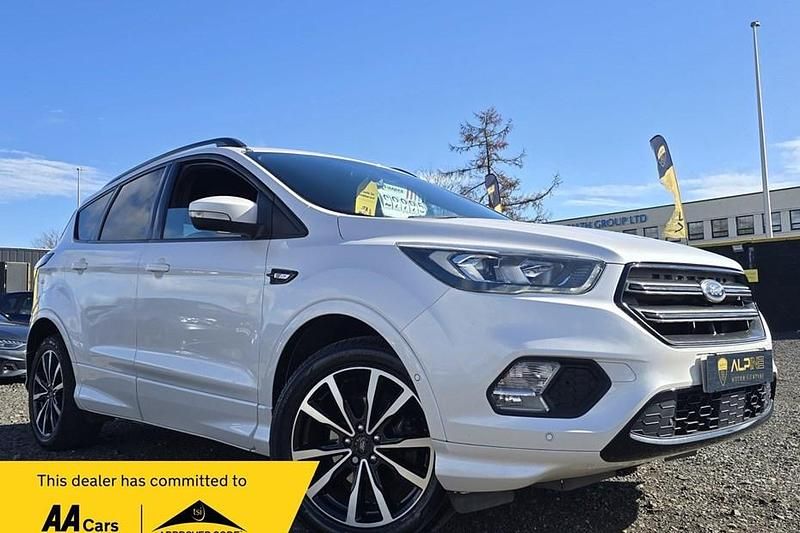 Used Ford Kuga ST-Line 150 HP (110 kW) 2017 White SUV