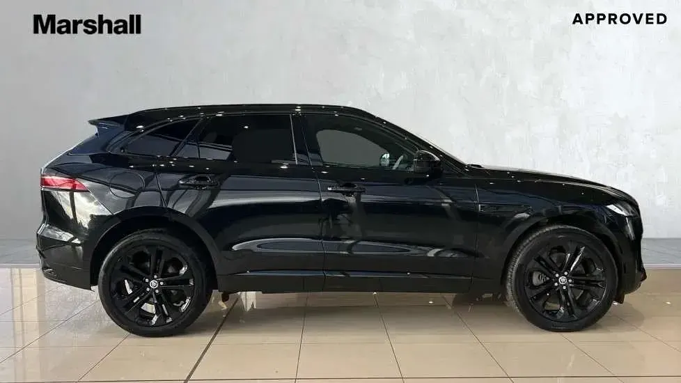 Used Jaguar F-Pace R-Dynamic 300 HP (220 kW) 2023 Black SUV