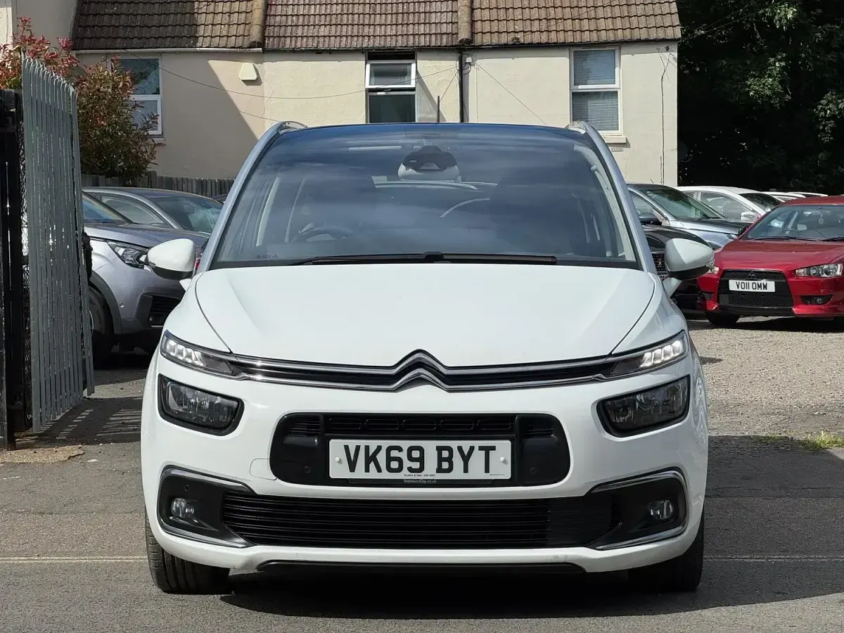 Used Citroën Grand C4 Picasso Flair 160 HP (117 kW) 2019 White MPV