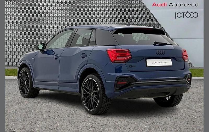 Used Audi Q2 Black Edition 147 HP (108 kW) 2025 Blue SUV