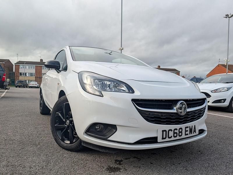 Used Vauxhall Corsa 75 HP (55 kW) 2019 White Hatchback
