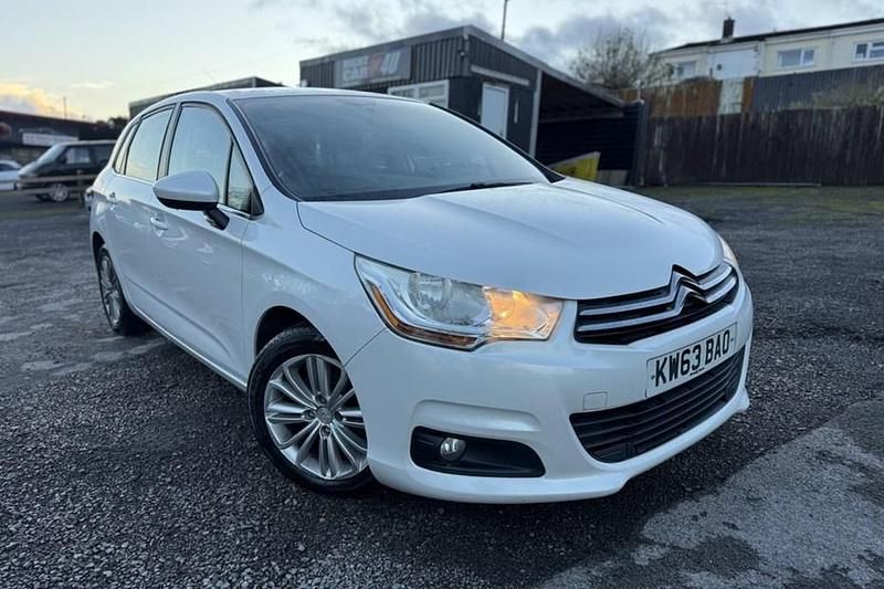 White Used 2014 Citroën C4 VTR Sport Hatchback | £2,595 (Fair price) - Image 1/1
