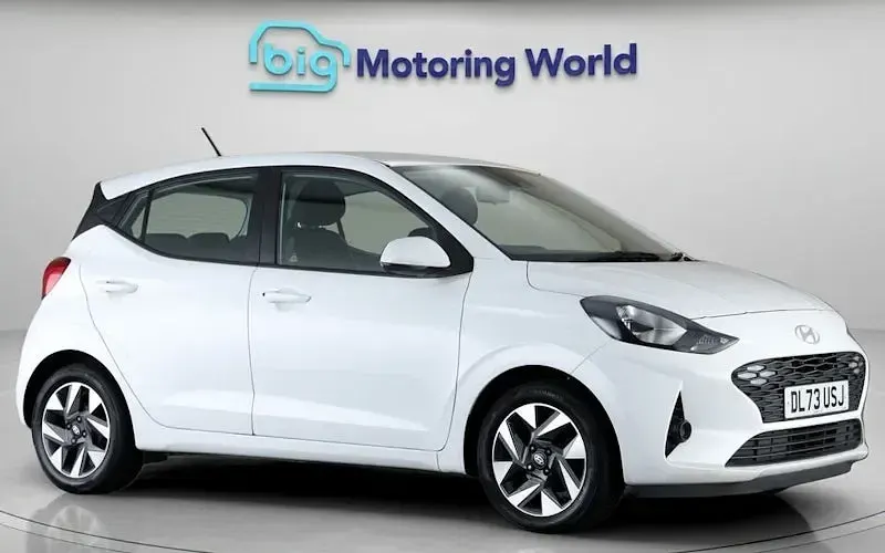 Used Hyundai i10 Advanced 67 HP (49 kW) 2023 Hatchback