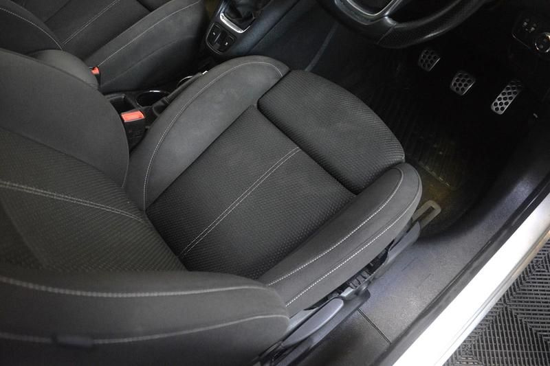 Used Vauxhall Zafira SRi 2016 Silver MPV