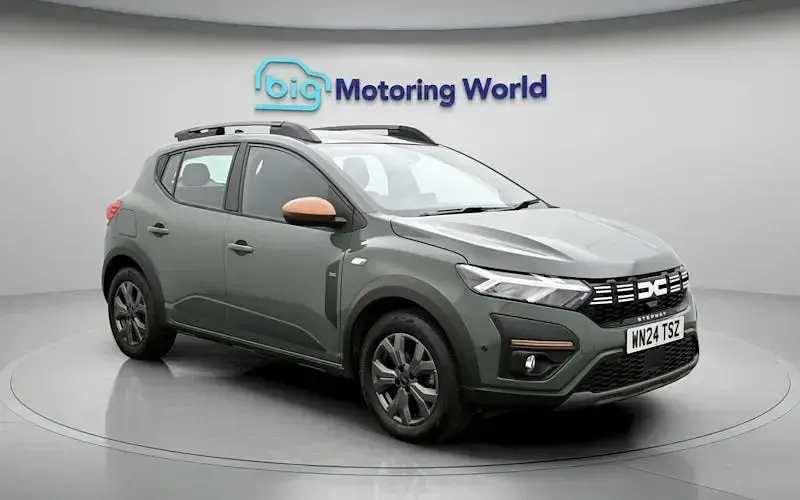 Used Dacia Sandero Extreme 91 HP (66 kW) 2024 Green Hatchback