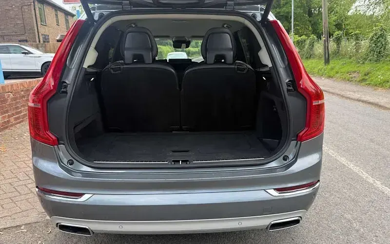 Used Volvo XC90 Inscription 235 HP (172 kW) 2017 Grey SUV