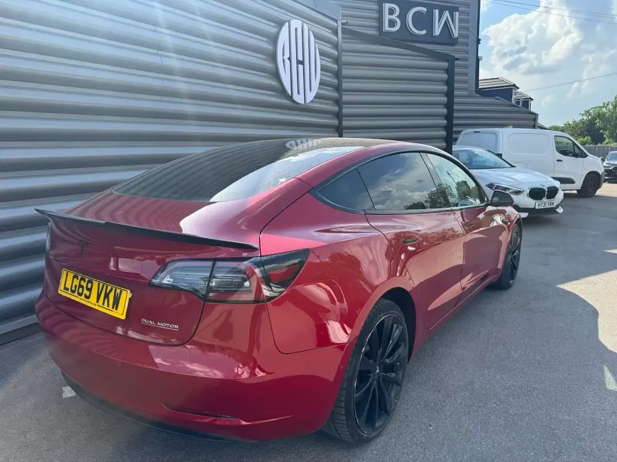 Used Tesla Model 3 Performance 461 kW (627 HP) 2019 Red Sedan