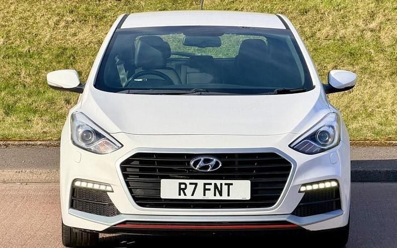 Used Hyundai i30 Turbo 186 HP (136 kW) 2016 Hatchback