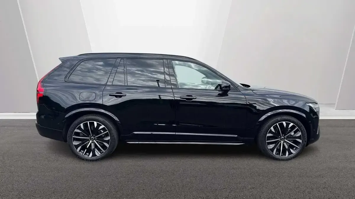 Used Volvo XC90 Ultra 455 HP (334 kW) 2026 Black SUV