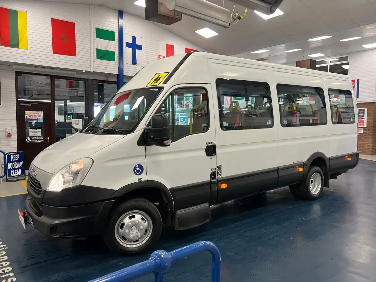 Used Iveco Daily 148 HP (108 kW) 2013 White
