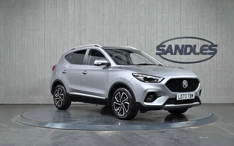 Używany MG ZS Exclusive 111 KM (81 kW) 2024 SUV