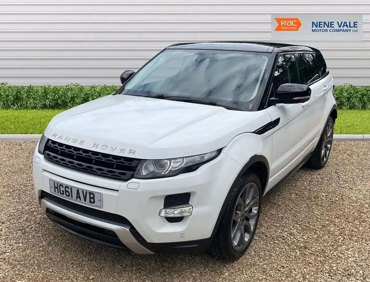 Used Land Rover Range Rover evoque Dynamic 2011 White Estate