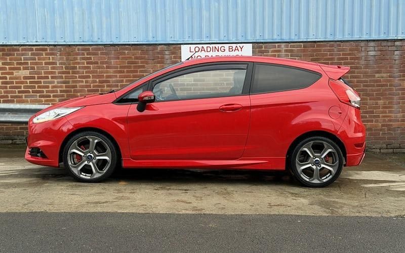 Used Ford Fiesta ST 182 HP (133 kW) 2017 Hatchback
