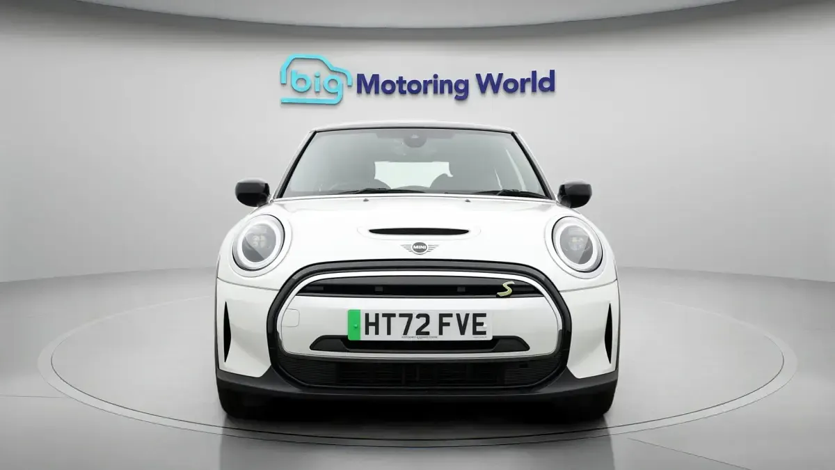 Used Mini Cooper SE Hatch 133 kW (181 HP) 2023 Hatchback