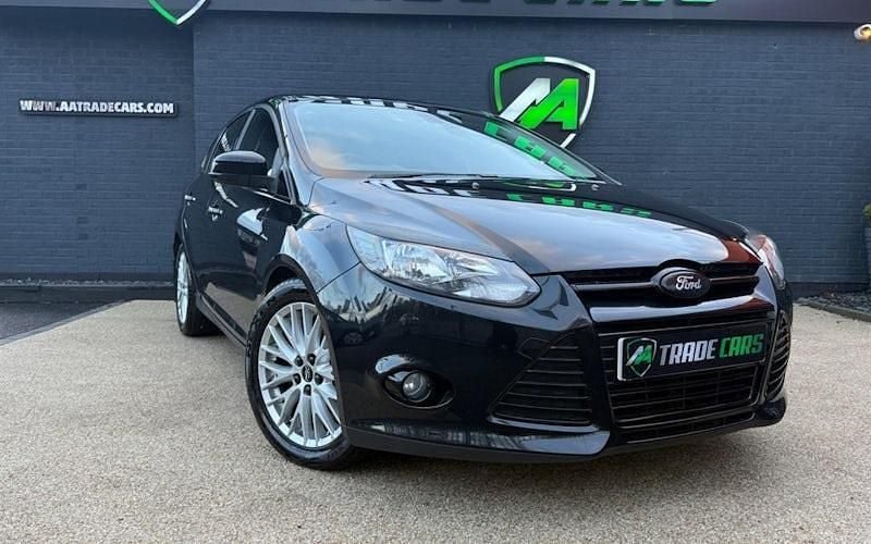 Used 2014 Ford Focus Zetec Hatchback | £4,646 (Good price) - Image 1/4