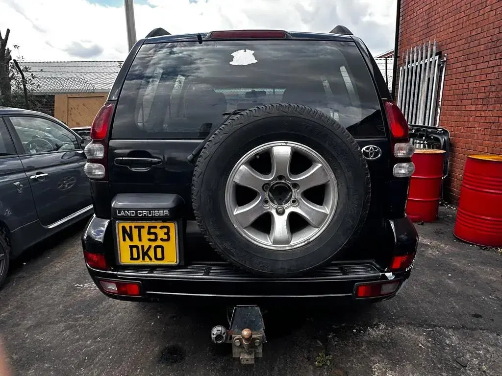 Used Toyota Land Cruiser 2004 Black SUV