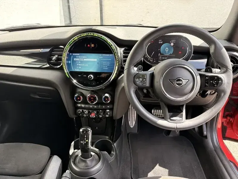 Used Mini Cooper S Hatch 201 HP (147 kW) 2024 Red Hatchback