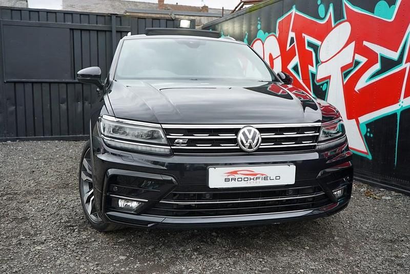 Używany VW Tiguan R-line 180 KM (132 kW) 2017 Czarny SUV